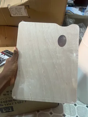 Wooden pallete plate